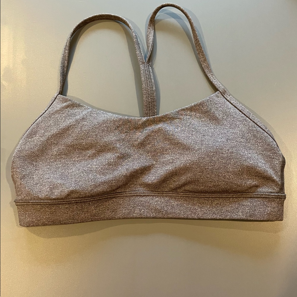Lululemon Y Flow Bra. Size 6.